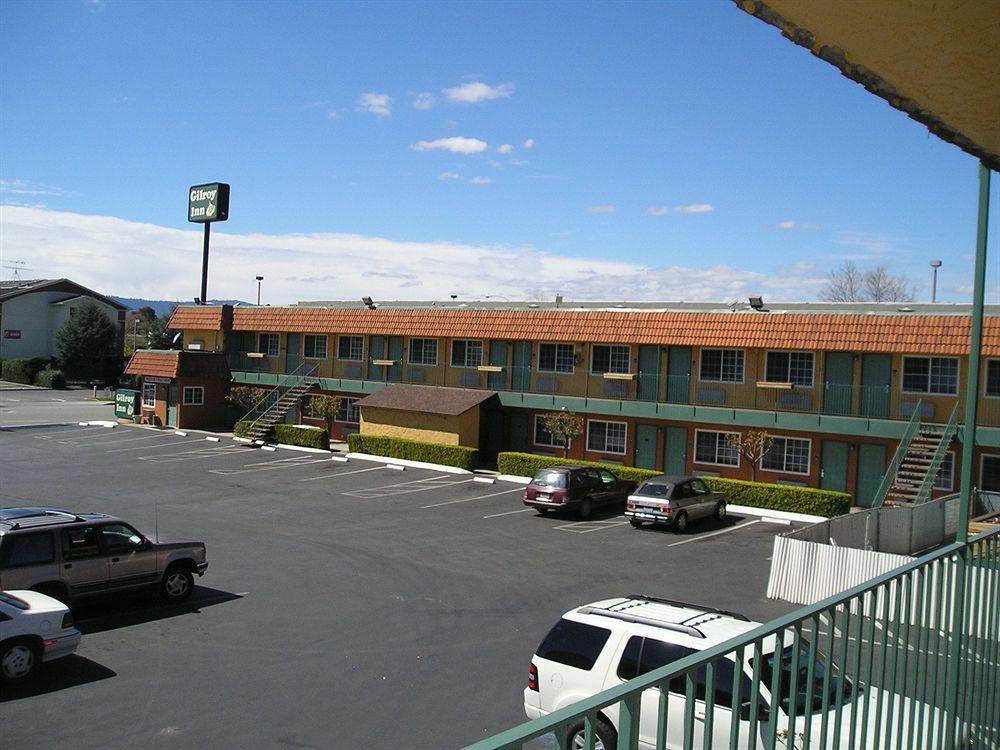Gilroy Inn Екстериор снимка