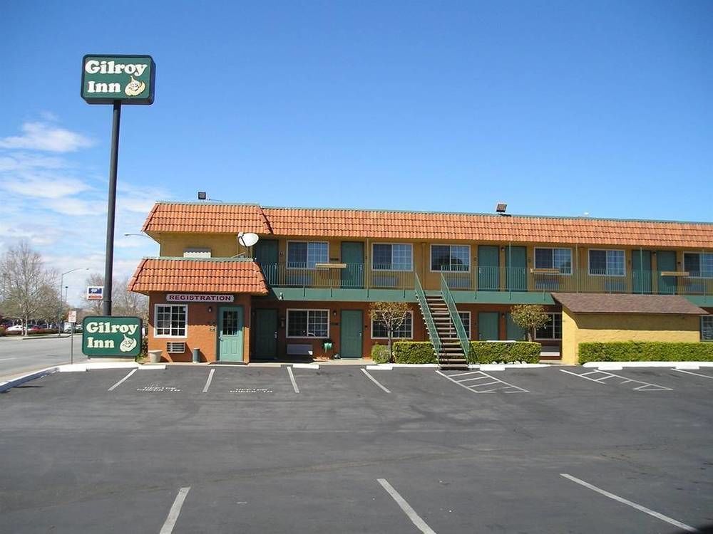 Gilroy Inn Екстериор снимка