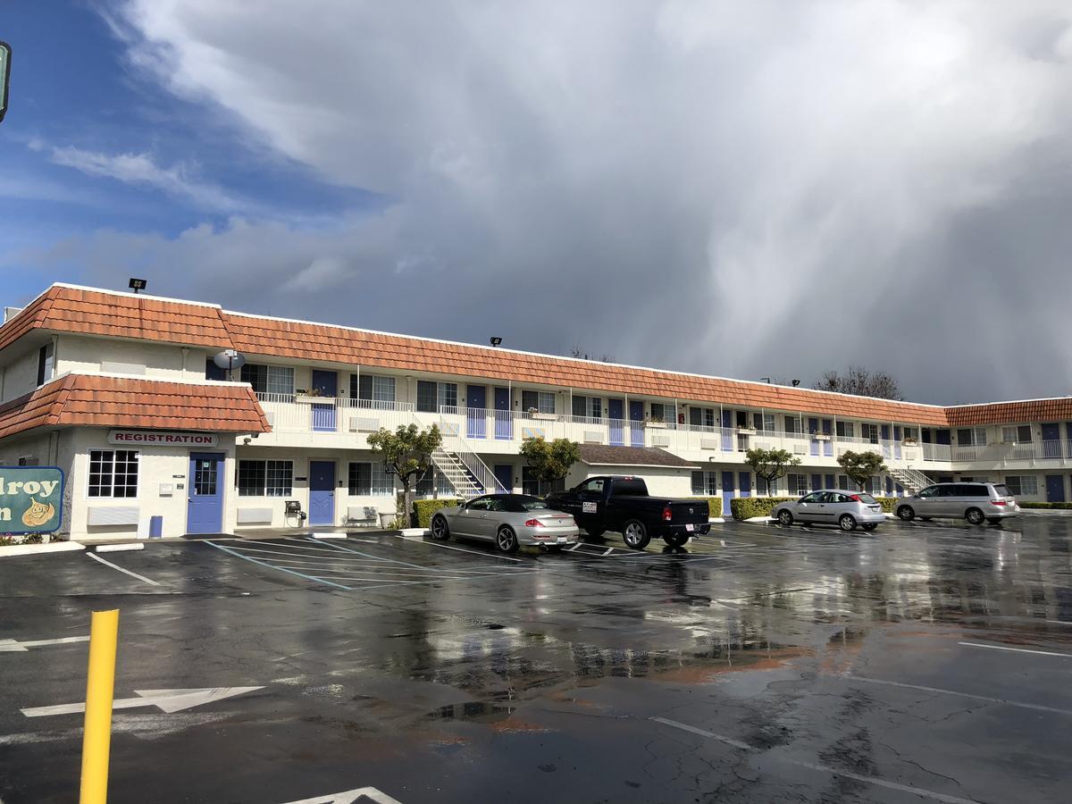 Gilroy Inn Екстериор снимка